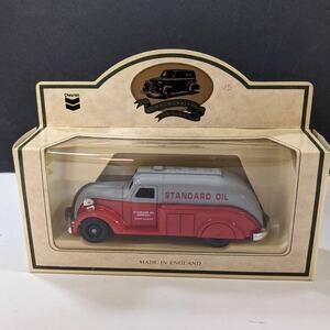 Chevron Commemorative Collection Model Cast Iron Tank Truck England Standard Oil